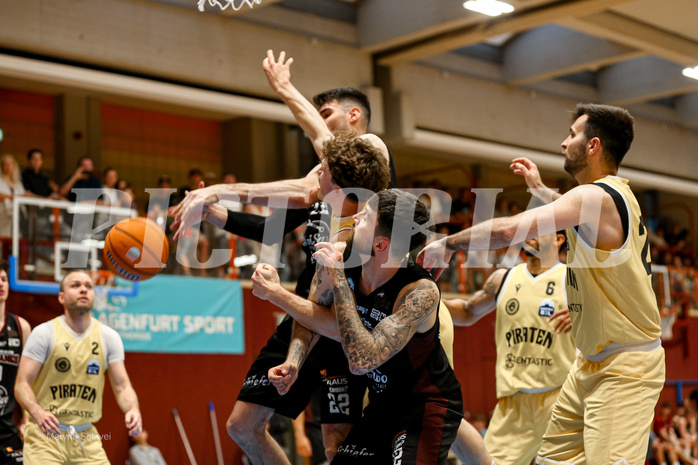 01.05.2025 Basketball Zweite Liga 2024/25, Playoffs, Finale Spiel 2 Wörthersee Piraten vs. Mistelbach Mustangs
