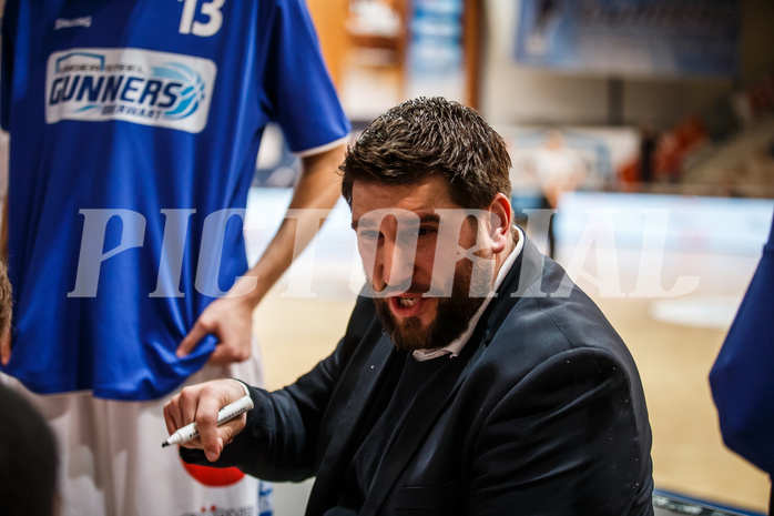 Basketball, Admiral Basketball Superliga 2019/20, Platzierungsrunde 5. Runde, Oberwart Gunners, Flyers Wels, Horst Leitner (Coach)