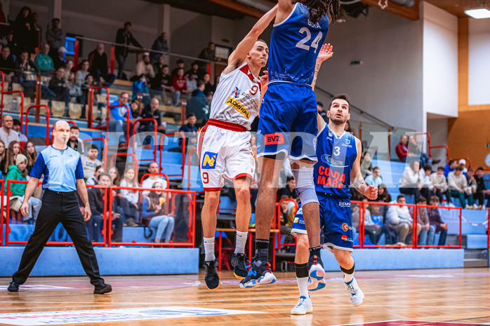 Basketball, Win2Day Superliga 2022/23, 6. Qualifikationsrunde, Traiskirchen Lions, BBC Nord Dragonz, Lukas Hahn (9)