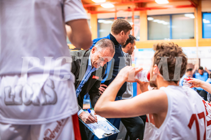 Basketball, Win2Day Superliga 2022/23, 6. Qualifikationsrunde, Traiskirchen Lions, BBC Nord Dragonz, Radomir Mijanovic (Head Coach)