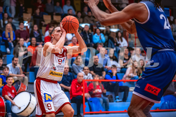 Basketball, Win2Day Superliga 2022/23, 6. Qualifikationsrunde, Traiskirchen Lions, BBC Nord Dragonz, Lukas Hahn (9)