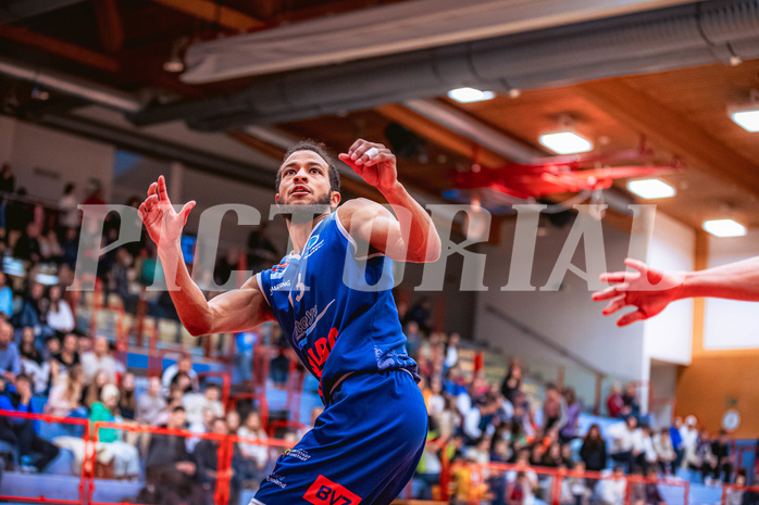 Basketball, Win2Day Superliga 2022/23, 6. Qualifikationsrunde, Traiskirchen Lions, BBC Nord Dragonz, Kyran Jordan Mc Clure (13)