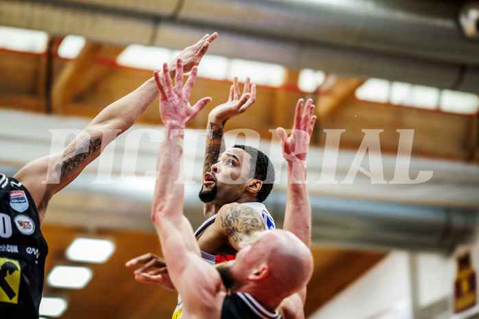 Basketball, Basketball Austria CUP 2023/24, Finale, Traiskirchen Lions, Flyers Wels, Manuel Patterson Jr (1)