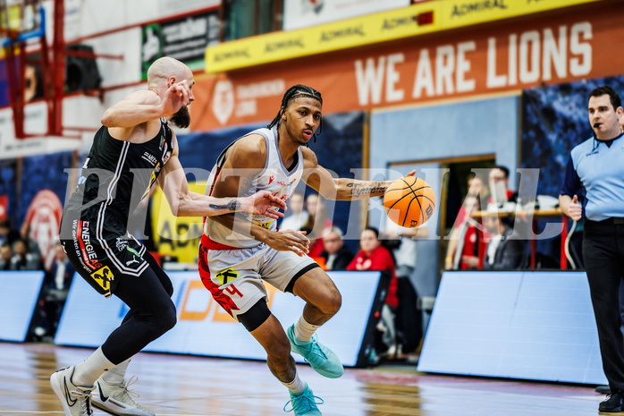 Basketball, Basketball Austria CUP 2023/24, Finale, Traiskirchen Lions, Flyers Wels, Demarcus Demonia (4)