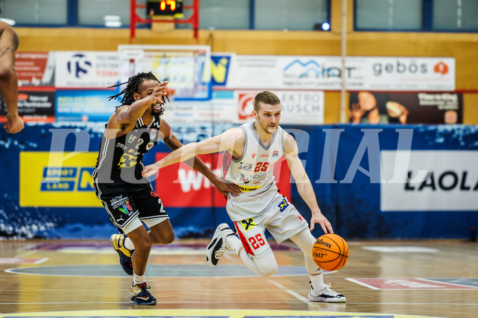 Basketball, Basketball Austria CUP 2023/24, Finale, Traiskirchen Lions, Flyers Wels, Edgars Lasenbergs (25)