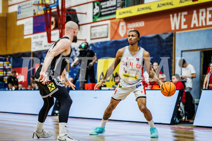 Basketball, Basketball Austria CUP 2023/24, Finale, Traiskirchen Lions, Flyers Wels, Demarcus Demonia (4)