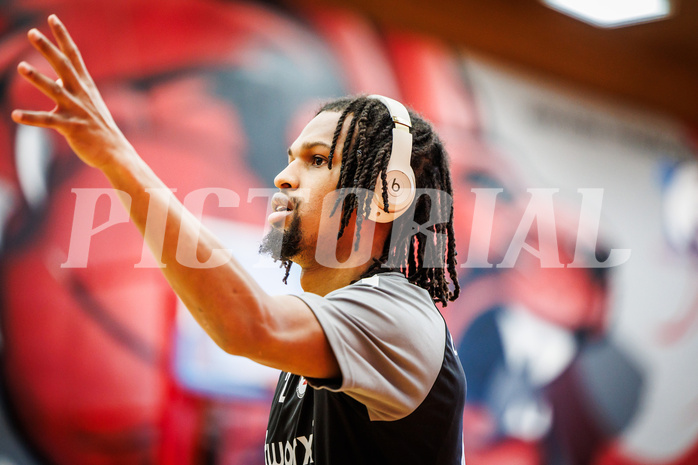 Basketball, Basketball Austria CUP 2023/24, Finale, Traiskirchen Lions, Flyers Wels, Terell Allen (2)
