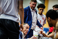Basketball, Basketball Austria CUP 2023/24, Finale, Traiskirchen Lions, Flyers Wels, Radomir Mijanovic (Head Coach)