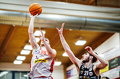 Basketball, Basketball Austria CUP 2023/24, Finale, Traiskirchen Lions, Flyers Wels, Edgars Lasenbergs (25)