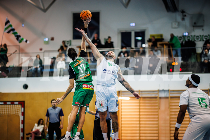 Basketball, Basketball Zweite Liga 2024/25, Grunddurchgang 11.Runde, UDW Alligators, Future Team Steiermark, Zalan Vincze (17), Nebosja Dukic (18)