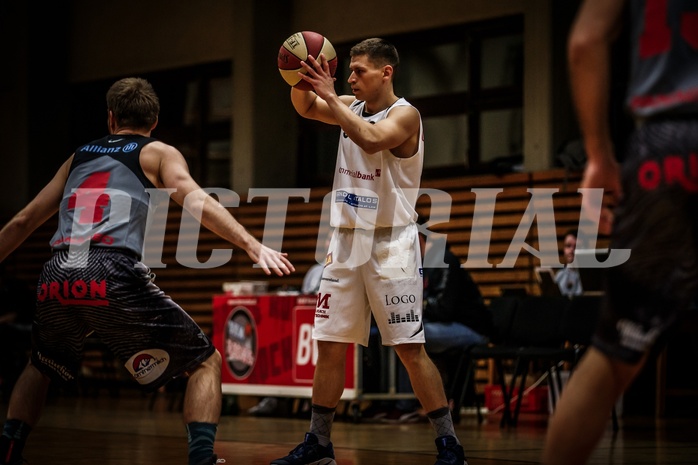 Basketball, 2.Bundesliga, Playoff VF Spiel 2, Mattersburg Rocks, Villach Raiders, Dragisa NAJDANOVIC (5)