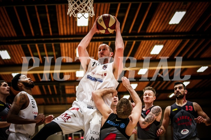 Basketball, 2.Bundesliga, Playoff VF Spiel 2, Mattersburg Rocks, Villach Raiders, Corey HALLETT (16)