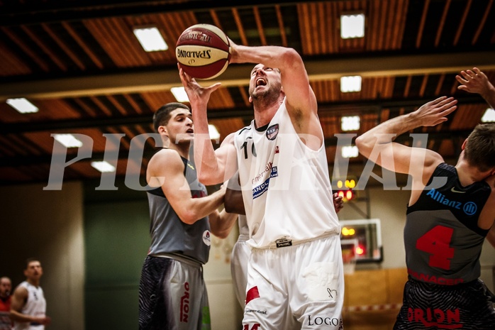 Basketball, 2.Bundesliga, Playoff VF Spiel 2, Mattersburg Rocks, Villach Raiders, Corey HALLETT (16)