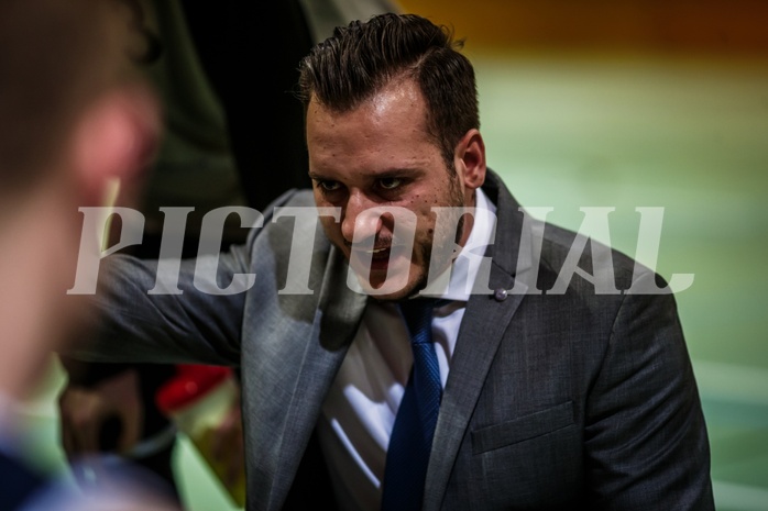 Basketball, 2.Bundesliga, Grunddurchgang 11.Runde, BBC Nord Dragonz, UDW Alligators, Dusan Kozlica (Head Coach)