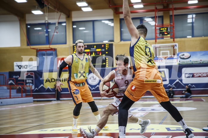 Basketball, Admiral Basketball Superliga 2019/20, Grunddurchgang 3.Runde, Traiskirchen Lions, UBSC Graz, Paul Isbetcherian (9)