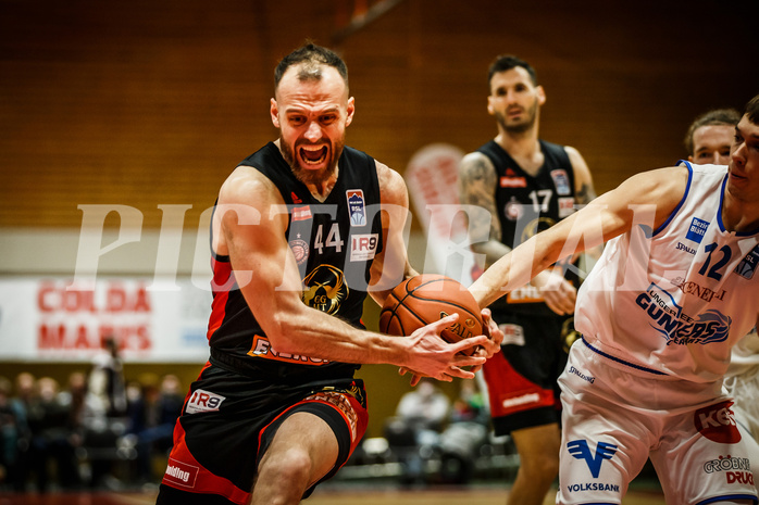 Basketball, Basketball Austria, Cup Final Four 2021/22 
Herren Cupfinale, BC GGMT Vienna, Oberwart Gunners, Enis Murati (44)