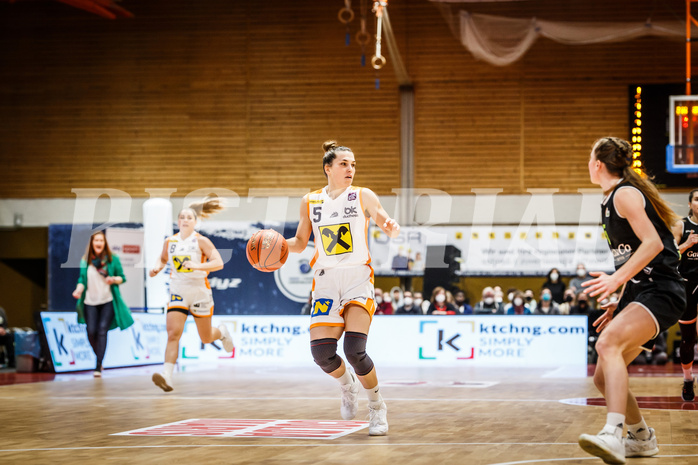 Basketball, Basketball Austria, Cup Final Four 2021/22 
Damen Cupfinale, BK Duchess, Basket Flames, Lisa Zderadicka (5)