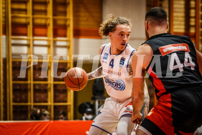 Basketball, Basketball Austria, Cup Final Four 2021/22 
Herren Cupfinale, BC GGMT Vienna, Oberwart Gunners, Travis Atson (4)