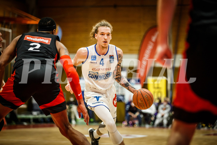 Basketball, Basketball Austria, Cup Final Four 2021/22 
Herren Cupfinale, BC GGMT Vienna, Oberwart Gunners, Travis Atson (4)
