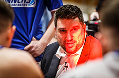 Basketball, Basketball Austria, Cup Final Four 2021/22 
Herren Cupfinale, BC GGMT Vienna, Oberwart Gunners, Horst Leitner (Coach)