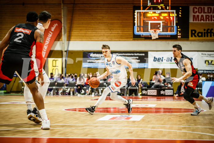 Basketball, Basketball Austria, Cup Final Four 2021/22 
Herren Cupfinale, BC GGMT Vienna, Oberwart Gunners, Jonathan Knessl (12)