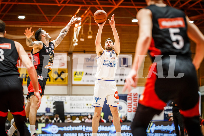 Basketball, Basketball Austria, Cup Final Four 2021/22 
Herren Cupfinale, BC GGMT Vienna, Oberwart Gunners, Ioannis Chatzinikolas (11)