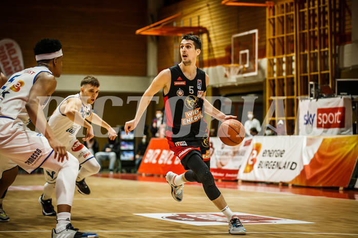 Basketball, Basketball Austria, Cup Final Four 2021/22 
Herren Cupfinale, BC GGMT Vienna, Oberwart Gunners, Bogic Vujosevic (5)