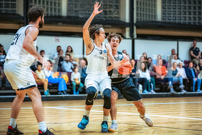 Basketball, Basketball Zweite Liga 2022/23, Grunddurchgang 6.Runde, Basket Flames, Union Deutsch Wagram Alligators, Patrick Fister (13), Simon Marek (11)