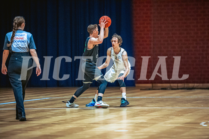 Basketball, Basketball Zweite Liga 2022/23, Grunddurchgang 6.Runde, Basket Flames, Union Deutsch Wagram Alligators, Jan Kvasnicka (7), Patrick Fister (13)