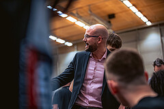 Basketball, Win2Day Superliga 2022/23, Viertelfinale Spiel 4, SKN St. Pölten Basketball, Raiffeisen Flyers Wels, Sebastian Waser (Head Coach)
