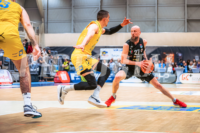 Basketball, Win2Day Superliga 2022/23, Viertelfinale Spiel 4, SKN St. Pölten Basketball, Raiffeisen Flyers Wels, Christian Von Fintel (27)