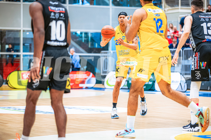 Basketball, Win2Day Superliga 2022/23, Viertelfinale Spiel 4, SKN St. Pölten Basketball, Raiffeisen Flyers Wels, Christopher Ferguson (20)