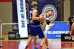 Basketball Superliga 2020/21, Grunddurchgang 6.Runde Flyers Wels vs. Swans Gmunden, Elvir Jakupovic (21), Daniel Dolenc (15), Jan Raszdevsek (4),

