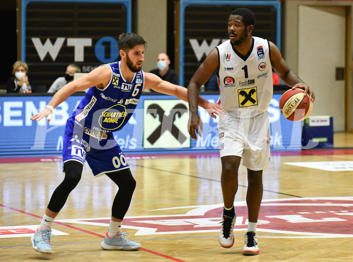 Basketball Superliga 2020/21, Grunddurchgang 6.Runde Flyers Wels vs. Swans Gmunden, Daniel Friedrich (6), Austen Awosika (1),
