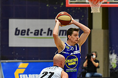Basketball Superliga 2020/21, Grunddurchgang 6.Runde Flyers Wels vs. Swans Gmunden, Christian Von Fintel (27), Toni Blazan (10)

