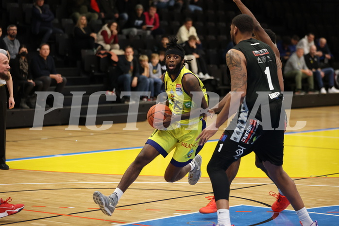 27.11.2022, Graz, Raiffeisen Sportpark Graz, Basketball Superliga 2022/23, Grunddurchgang, Runde 8, UBSC Raiffeisen Graz vs. Raiffeisen Flyers Wels 