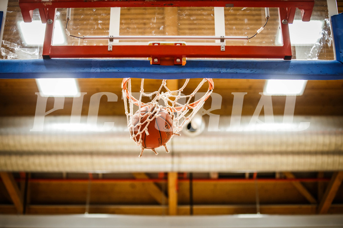 Basketball, win2day Basketball Superliga 2022/23, Grunddurchgang 8.Runde, Traiskirchen Lions, Oberwart Gunners, feature