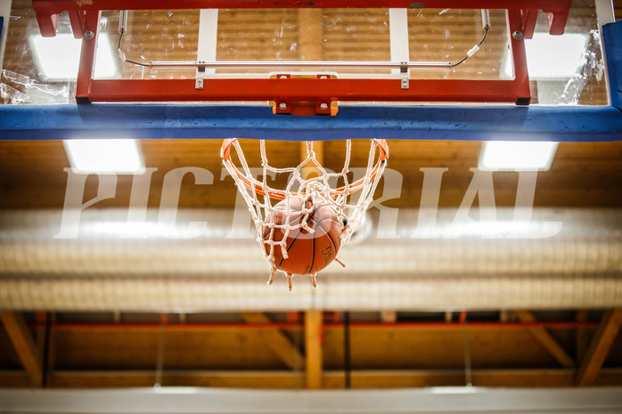 Basketball, win2day Basketball Superliga 2022/23, Grunddurchgang 8.Runde, Traiskirchen Lions, Oberwart Gunners, feature