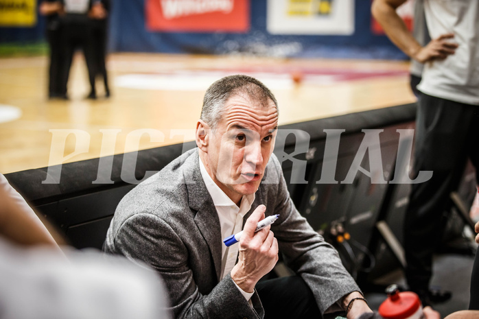 Basketball, win2day Basketball Superliga 2022/23, Grunddurchgang 8.Runde, Traiskirchen Lions, Oberwart Gunners, Radomir Mijanovic (Head Coach)