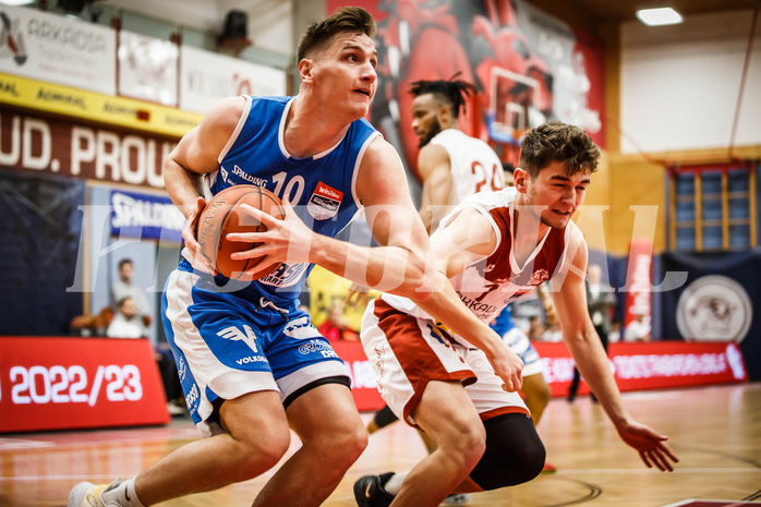 Basketball, win2day Basketball Superliga 2022/23, Grunddurchgang 8.Runde, Traiskirchen Lions, Oberwart Gunners, Brock Gardner (10)