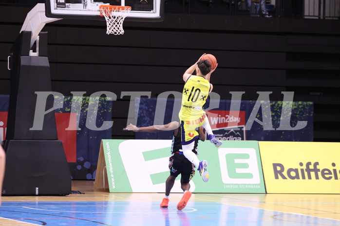 27.11.2022, Graz, Raiffeisen Sportpark Graz, Basketball Superliga 2022/23, Grunddurchgang, Runde 8, UBSC Raiffeisen Graz vs. Raiffeisen Flyers Wels 