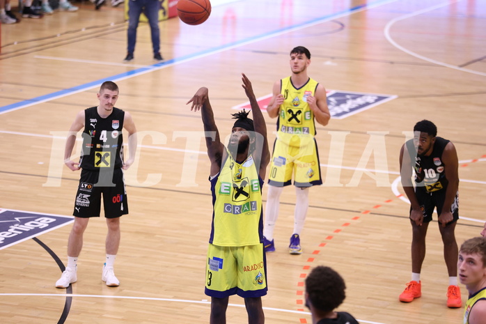 27.11.2022, Graz, Raiffeisen Sportpark Graz, Basketball Superliga 2022/23, Grunddurchgang, Runde 8, UBSC Raiffeisen Graz vs. Raiffeisen Flyers Wels 