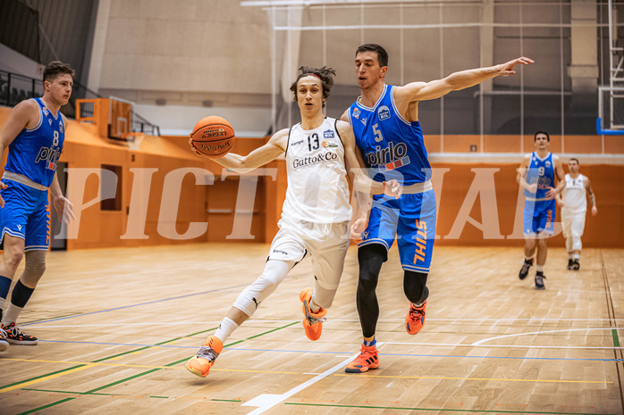 Basketball, Basketball Zweite Liga 2022/23, Grunddurchgang 11.Runde, Basket Flames, Pirlo Kufstein Towers, Patrick Fister (13)