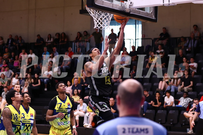 07.04.2024, Graz, Raiffeisen Sportpark Graz, Basketball Superliga 2023/24, Platzierungsrunde, Runde 9, UBSC Raiffeisen Graz - Raiffeisen Flyers Wels 