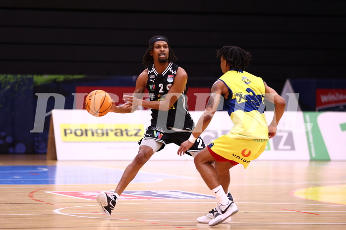 07.04.2024, Graz, Raiffeisen Sportpark Graz, Basketball Superliga 2023/24, Platzierungsrunde, Runde 9, UBSC Raiffeisen Graz - Raiffeisen Flyers Wels 