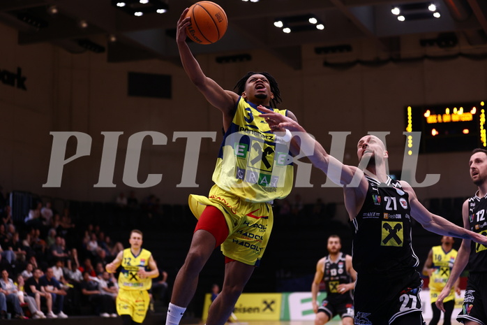 07.04.2024, Graz, Raiffeisen Sportpark Graz, Basketball Superliga 2023/24, Platzierungsrunde, Runde 9, UBSC Raiffeisen Graz - Raiffeisen Flyers Wels 