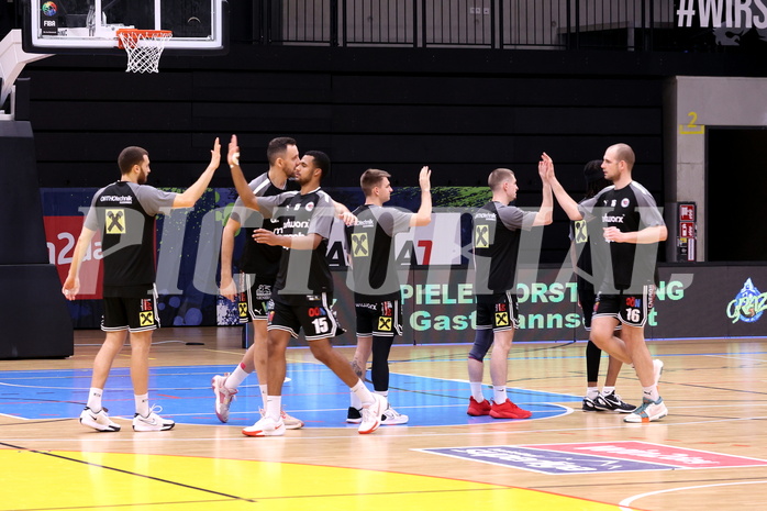 07.04.2024, Graz, Raiffeisen Sportpark Graz, Basketball Superliga 2023/24, Platzierungsrunde, Runde 9, UBSC Raiffeisen Graz - Raiffeisen Flyers Wels 