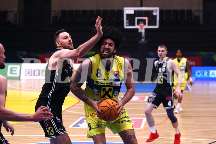 07.04.2024, Graz, Raiffeisen Sportpark Graz, Basketball Superliga 2023/24, Platzierungsrunde, Runde 9, UBSC Raiffeisen Graz - Raiffeisen Flyers Wels 