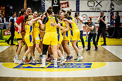 Basketball, Win2Day Basketball Damen Superliga 2023/24, Playoff, Finale Spiel 3, SKN St. Pölten, UBI Graz, SKN St. Pölten, feiern