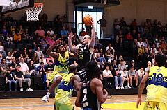 07.04.2024, Graz, Raiffeisen Sportpark Graz, Basketball Superliga 2023/24, Platzierungsrunde, Runde 9, UBSC Raiffeisen Graz - Raiffeisen Flyers Wels 